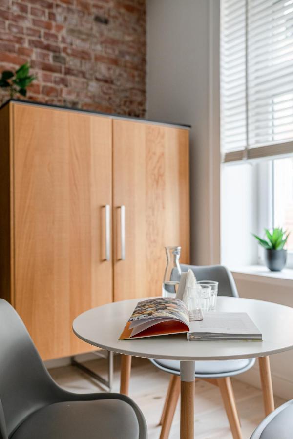 Rynek Stare Miasto Apartment 5 - Klima Netflix Wrocław Kültér fotó