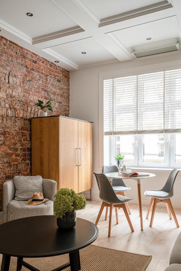 Rynek Stare Miasto Apartment 5 - Klima Netflix Wrocław Kültér fotó